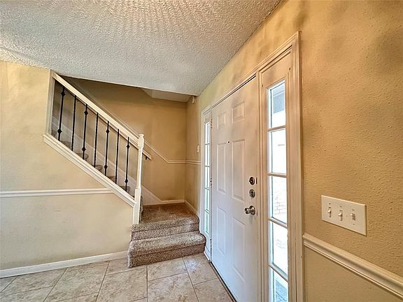 3rd image of 3022 Mesquite Dr