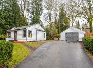 18185 Shady Hollow Way, West Linn, OR 97068