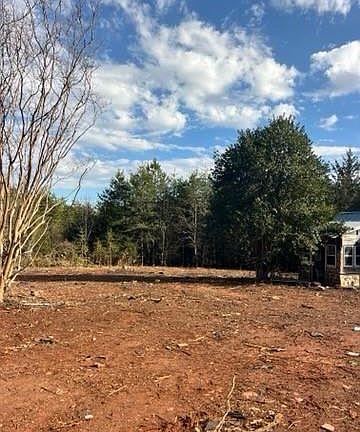 5th image of 1506 McDaniel Rd