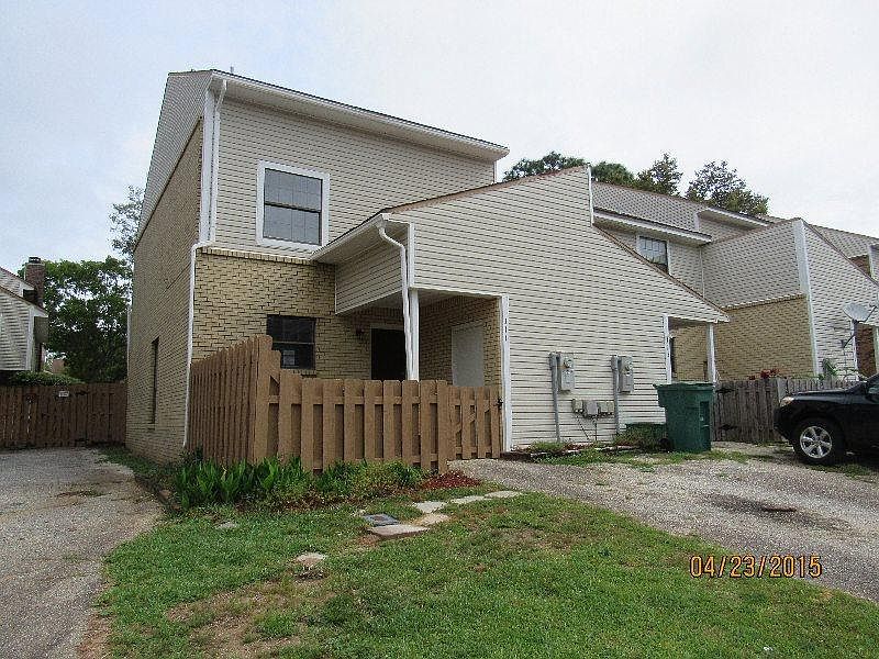 1st image of 111 4th Ave #111