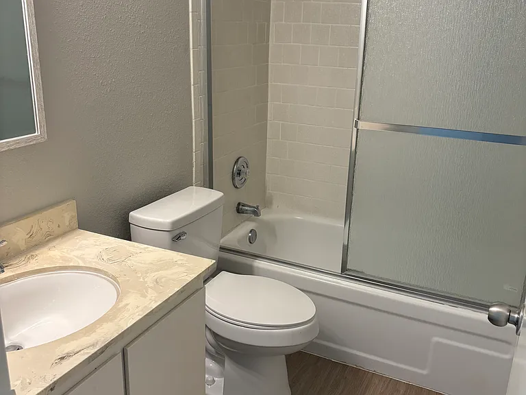2243 Helm Ave #102 — Photo 6
