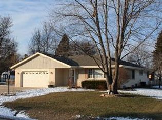 5444 W Silverleaf Ln, Brown Deer, WI 53223