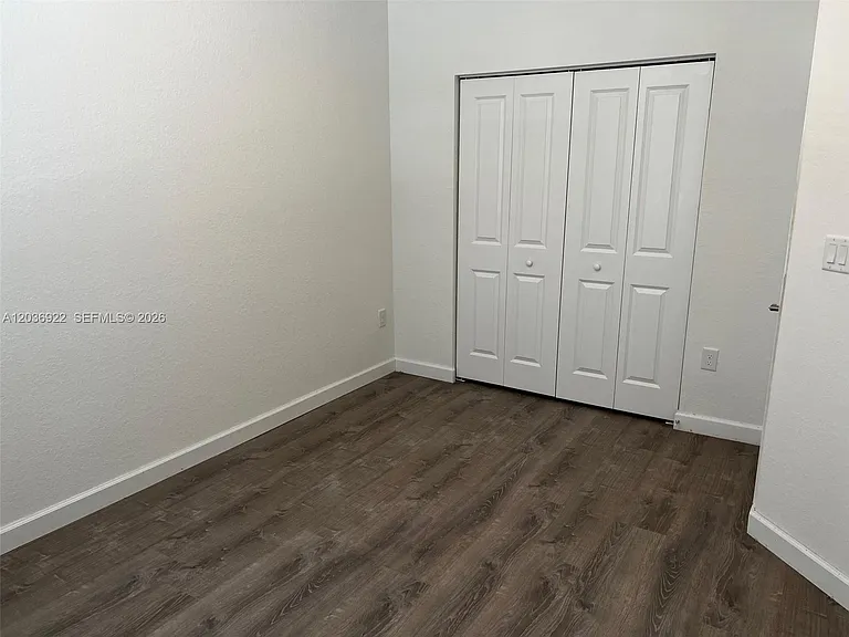 1120 SE 26th Ter #1120 — Photo 30