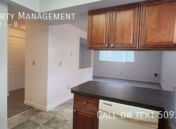 4th image of 26 W Gray Ct APT B