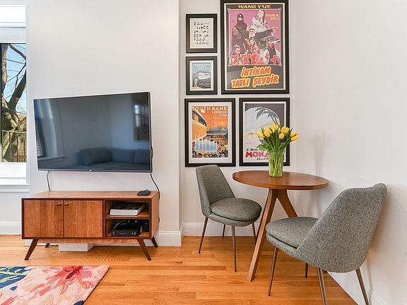 5th image of 529 E Broadway #4