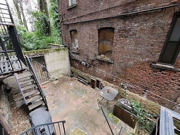 2nd image of 256 E 10th St #1M
