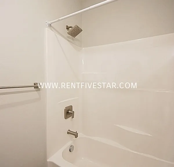 BB&T Rental Properties - 729 W Center St #101-306 — Photo 33