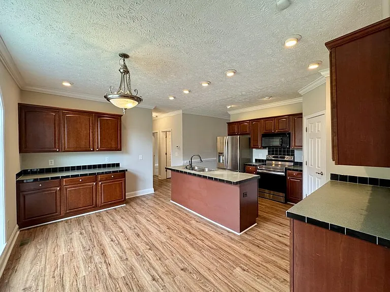 953 State Highway 124 E — Photo 10