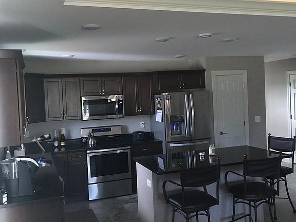 4th image of 1326 New York Ave