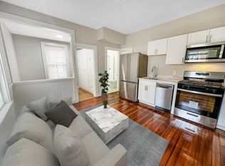11 Wendell St #2, Cambridge, MA 02138