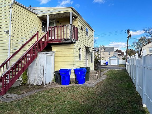 3rd image of 285 Tolland St
