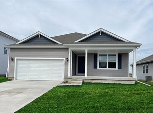 2009 N Summercrest St, Indianola, IA 50125