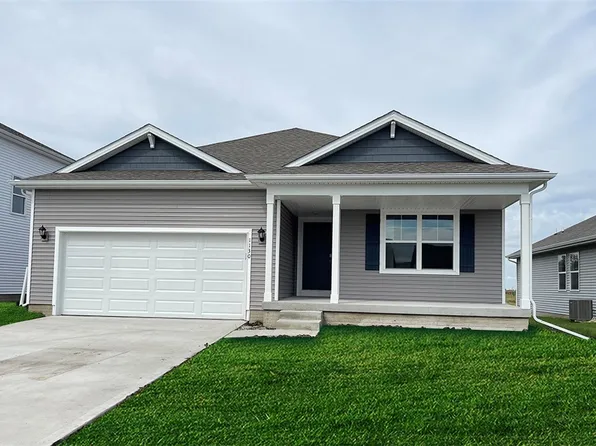 2720 E 50th Ct, Des Moines, IA 50317