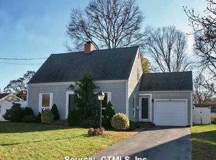 67 Shelter Cove Rd, Milford, CT 06460