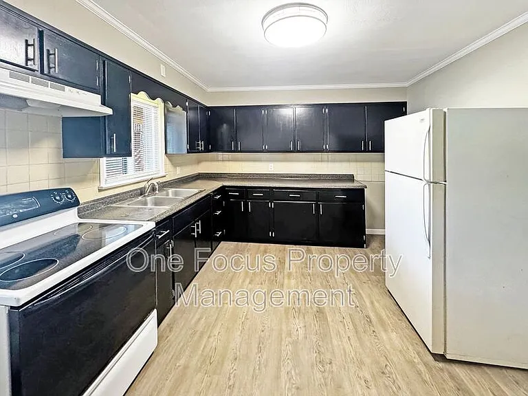 610 Huston St #1 — Photo 1