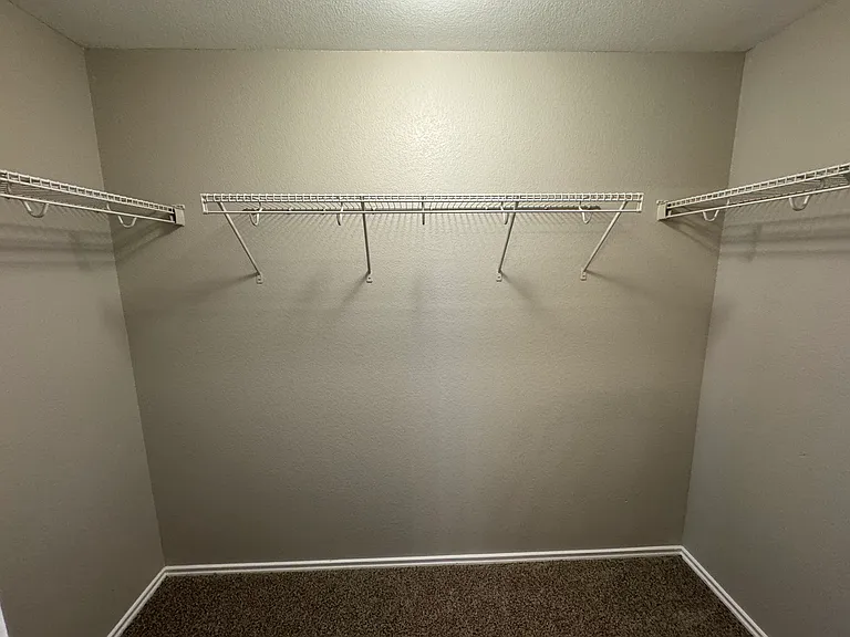 6733 Plains Crest Dr — Photo 9