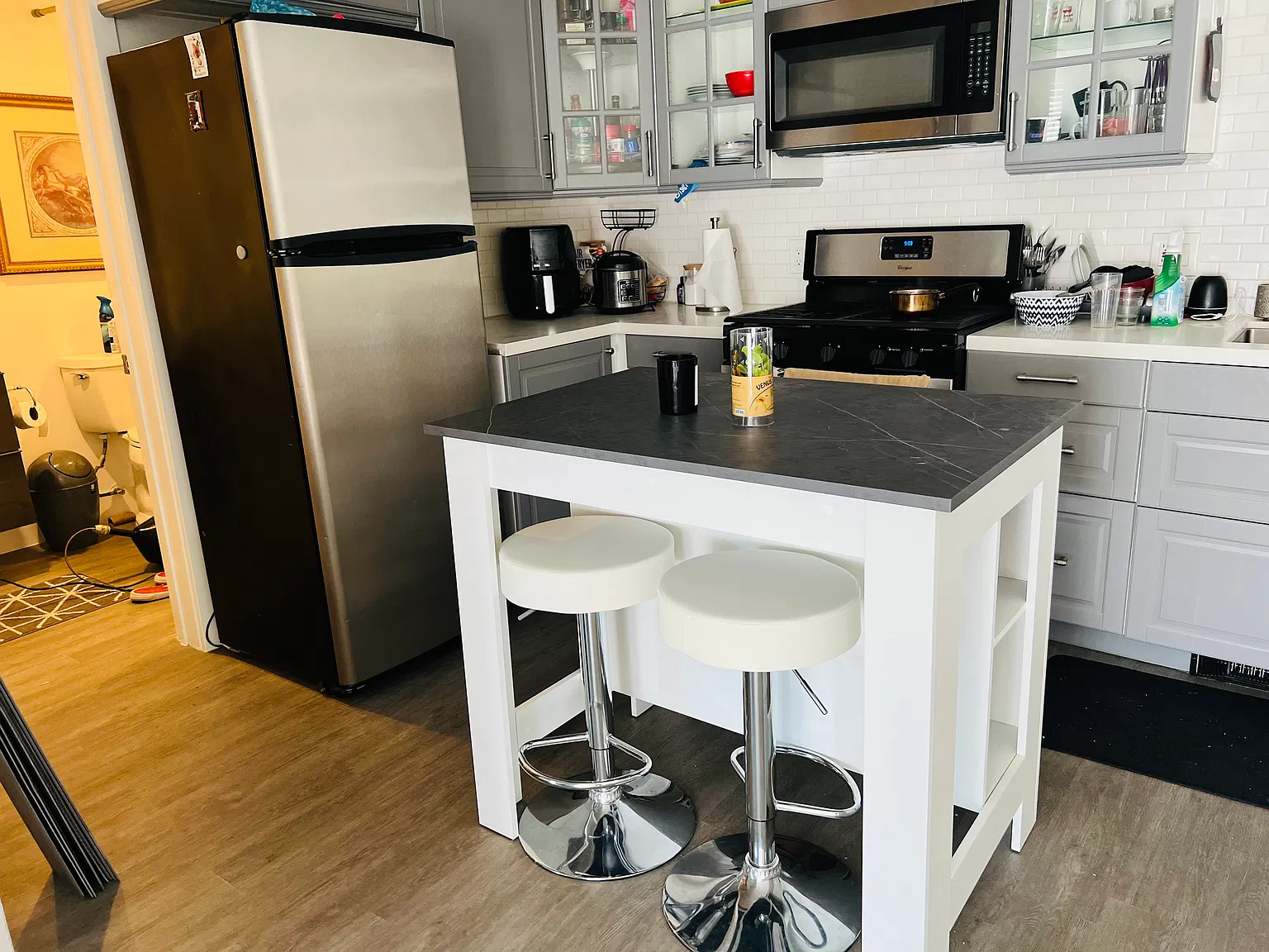1 bed, 484 sqft, $2,150 — Photo 2