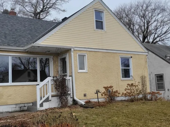 2100 S Suburban Ave, Saint Paul, MN 55119