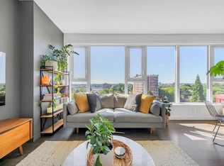955 Hastings St E #751, Vancouver, BC V6A 0G8