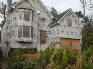 2906 Battlecrest Dr, Decatur, GA 30034