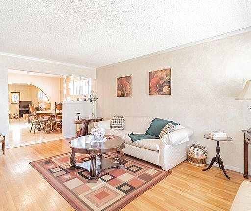 3rd image of 5152 N Varnell Ave