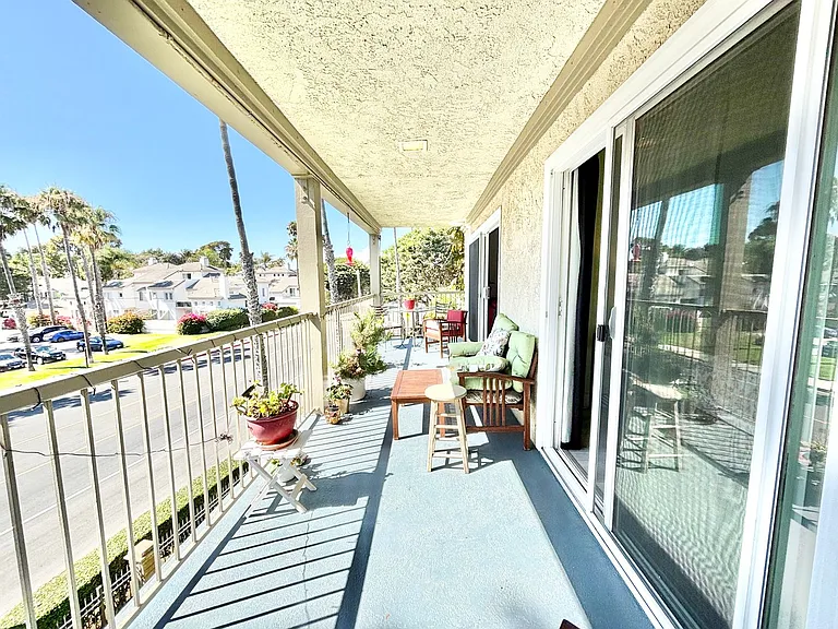 550 Ebbtide Cir — Photo 19