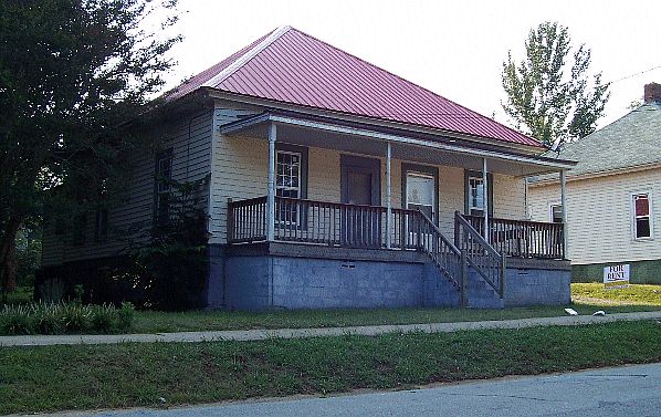 1st image of 94 Grady Smith St