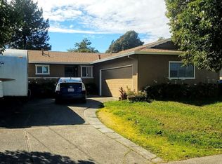 7697 Burton Ave, Rohnert Park, CA 94928