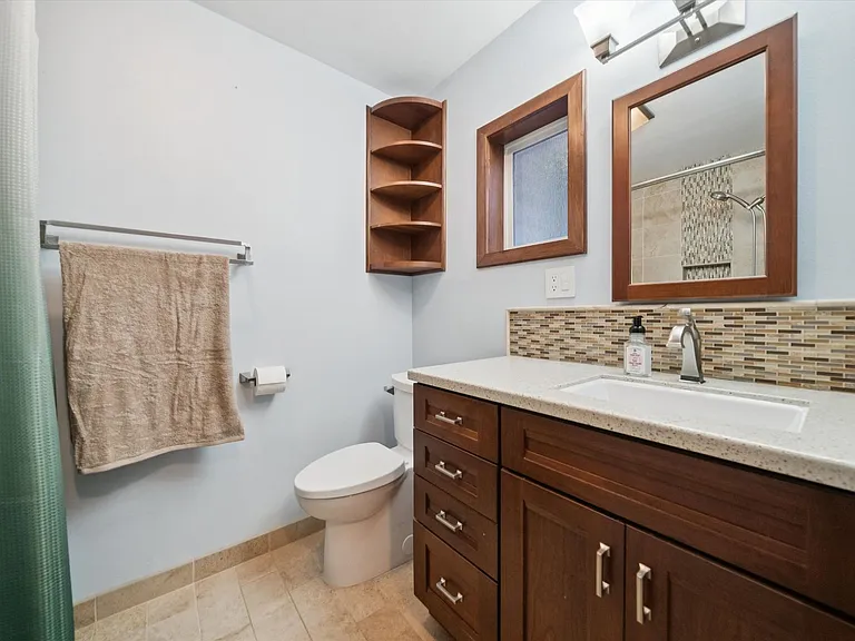1831 SW Evans St — Photo 22