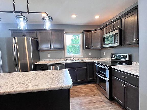 3rd image of 1310 Charles Ave