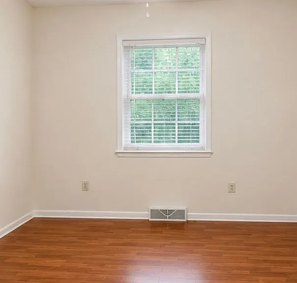 13856 Oakbrook Dr — Photo 9