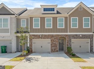 5855 Greystone Dr, Lithonia, GA 30058