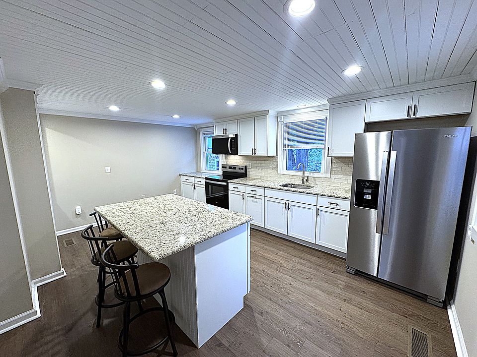 1st image of 1216 Vestal Rd