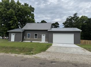 1503 Maas Rd, Quincy, IL 62305