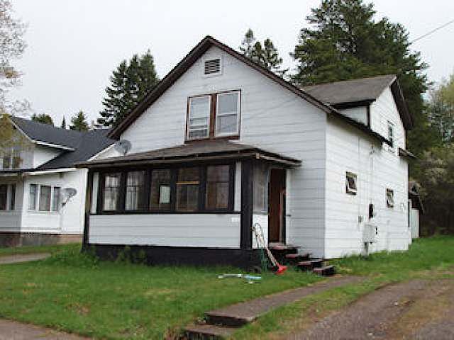 1st image of 566 E 1st St #E