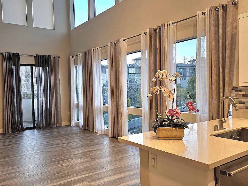 1st image of 8536 Aspect Dr