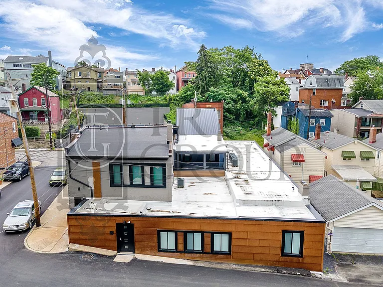 160 Southern Ave — Photo 110