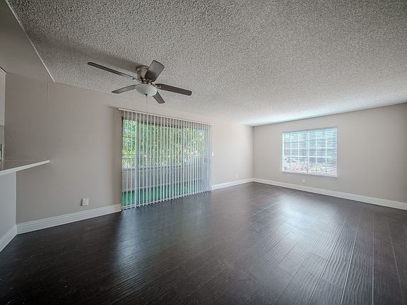 4th image of 1393 Newport Ave APT 2