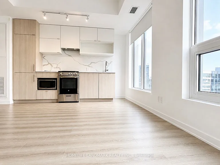100 Queen St E #3602 — Photo 3