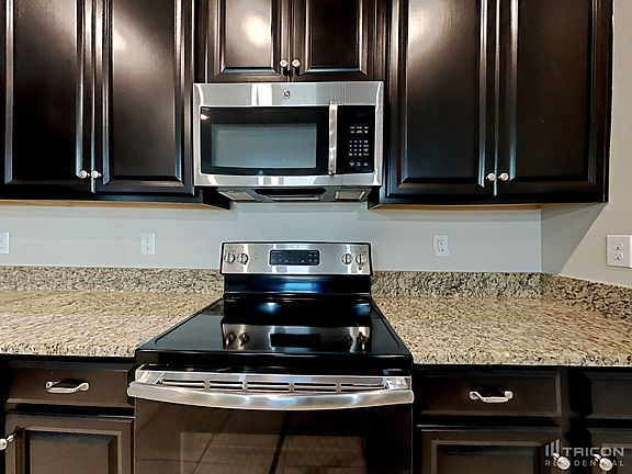 4th image of 13924 Reindeer Cir