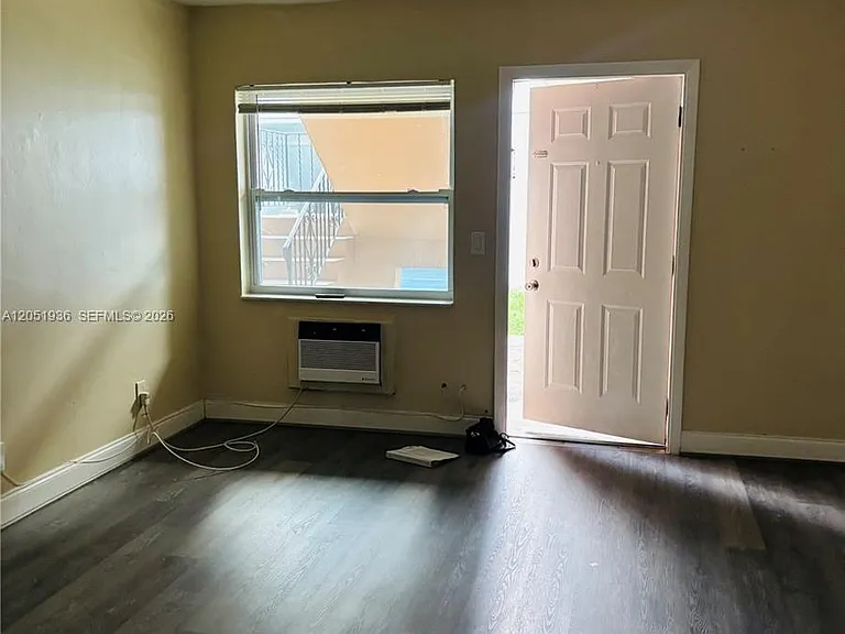 6631 SW 18th St #103 — Photo 14