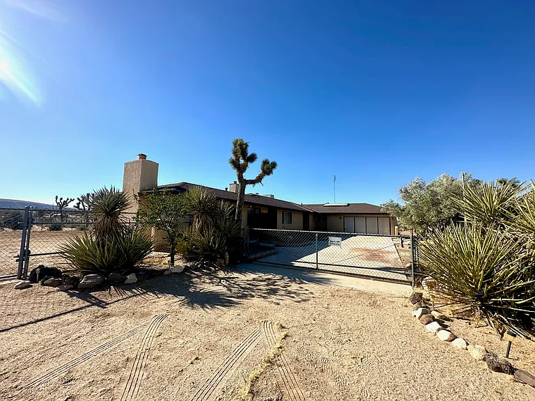 3788 Condalia Ave — Photo 11