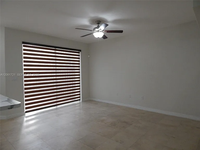 320 SW 87th Ct — Photo 13