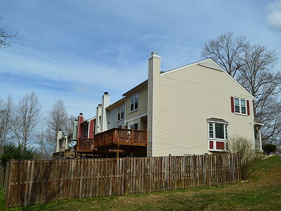 2nd image of 11536 Hill Meade Ln