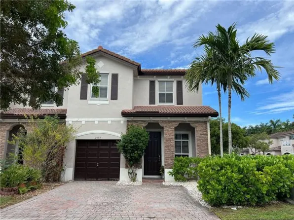 2555 SW 147th Path #2555, Miami, FL 33185