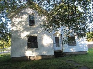 238 S Railroad St, Lawton, MI 49065