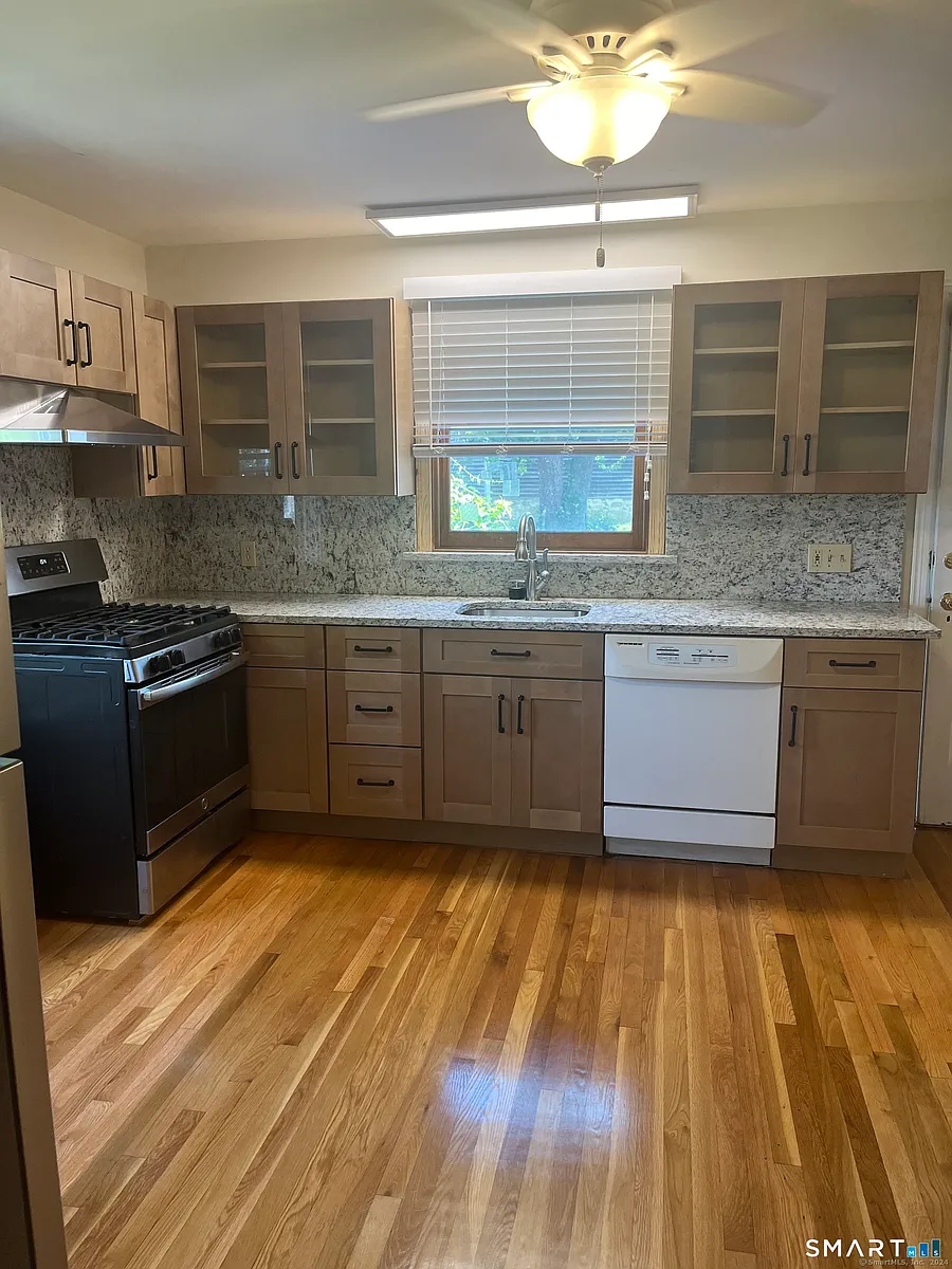 Building Photo - 69 Damascus Rd #A