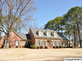 208 Lakin Dr SW, Huntsville, AL 35801