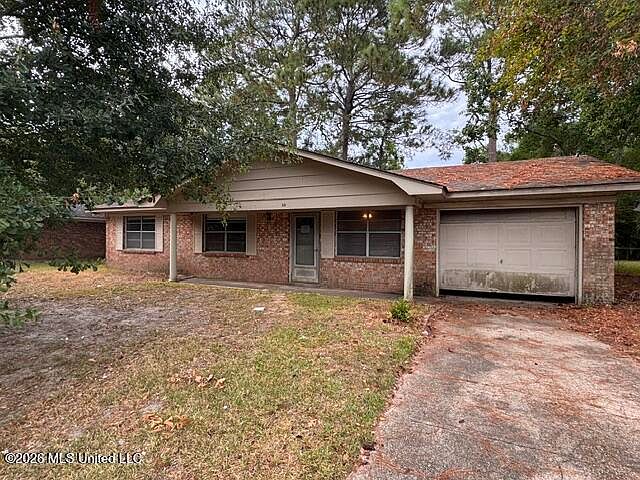 1st image of 30 Nottingham Cir