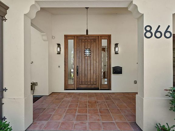 5th image of 866 Seale Ave